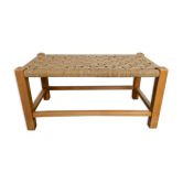 Banc bohème en bois clair et assise corde