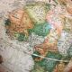 Globe terrestre lumineux vintage