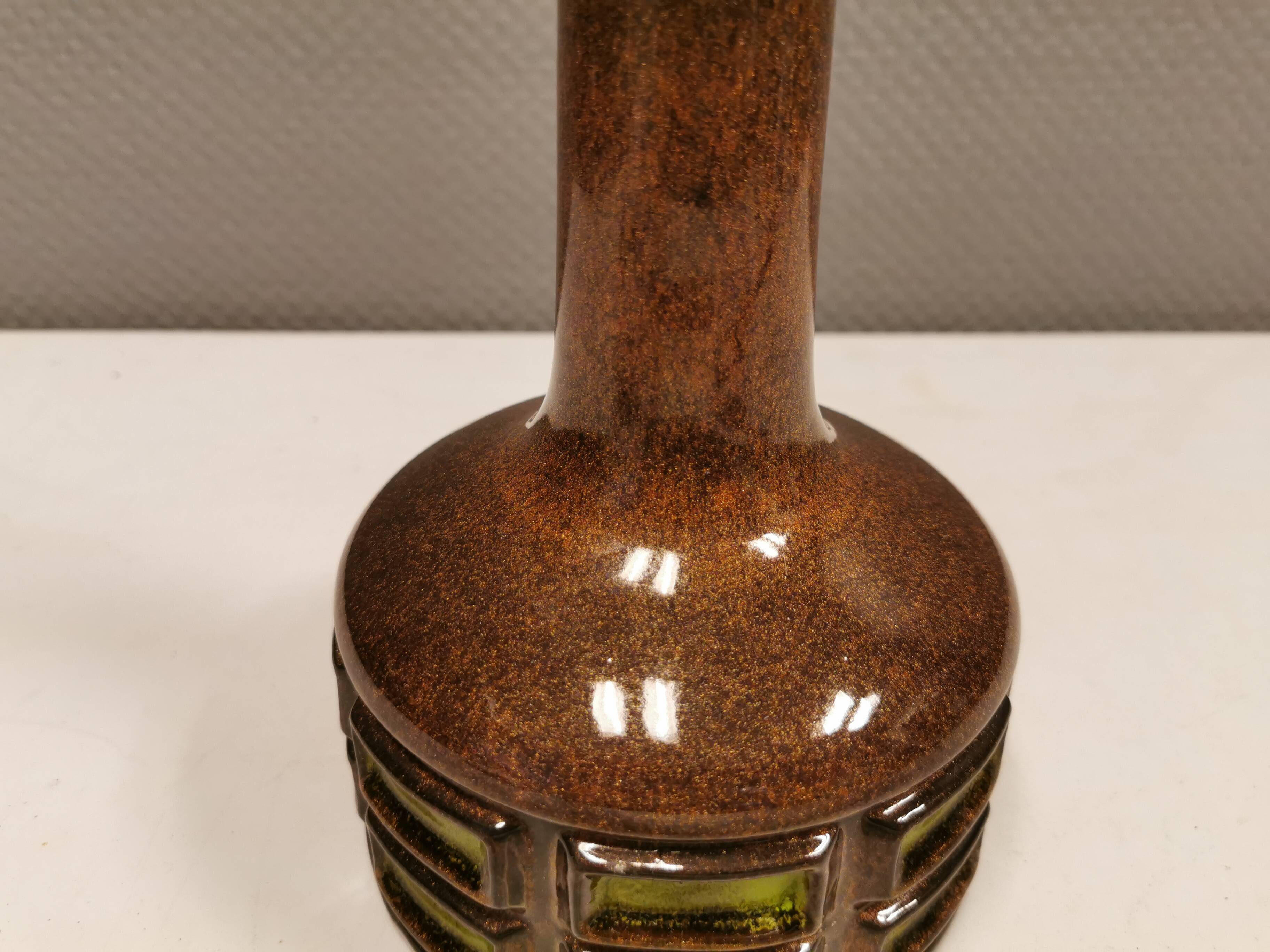 Ceramic/stoneware table lamp, Danish from the 1970s-1980s, earth and green colors