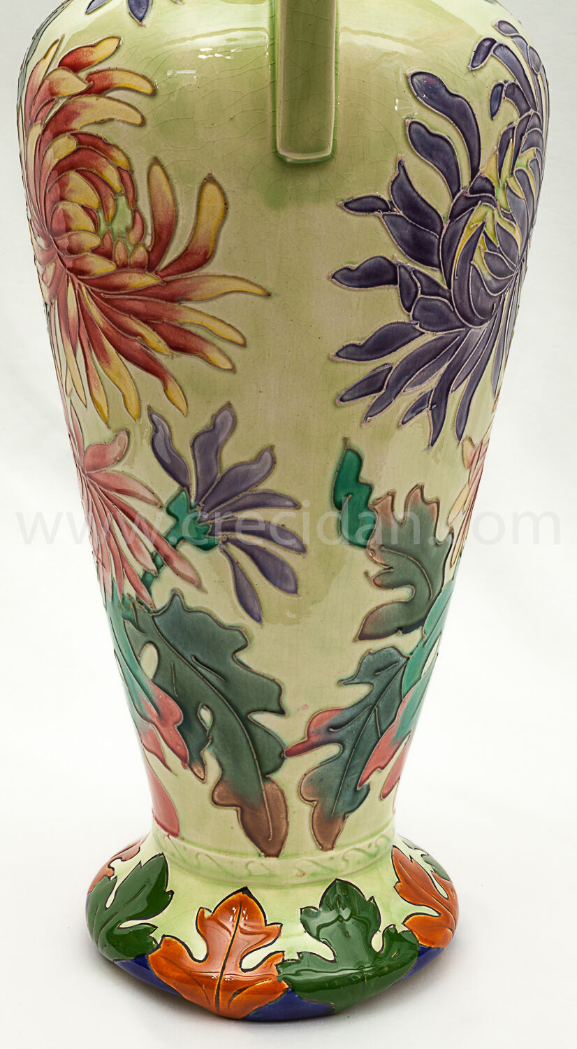 Pair of amphorae Longchamp 1370