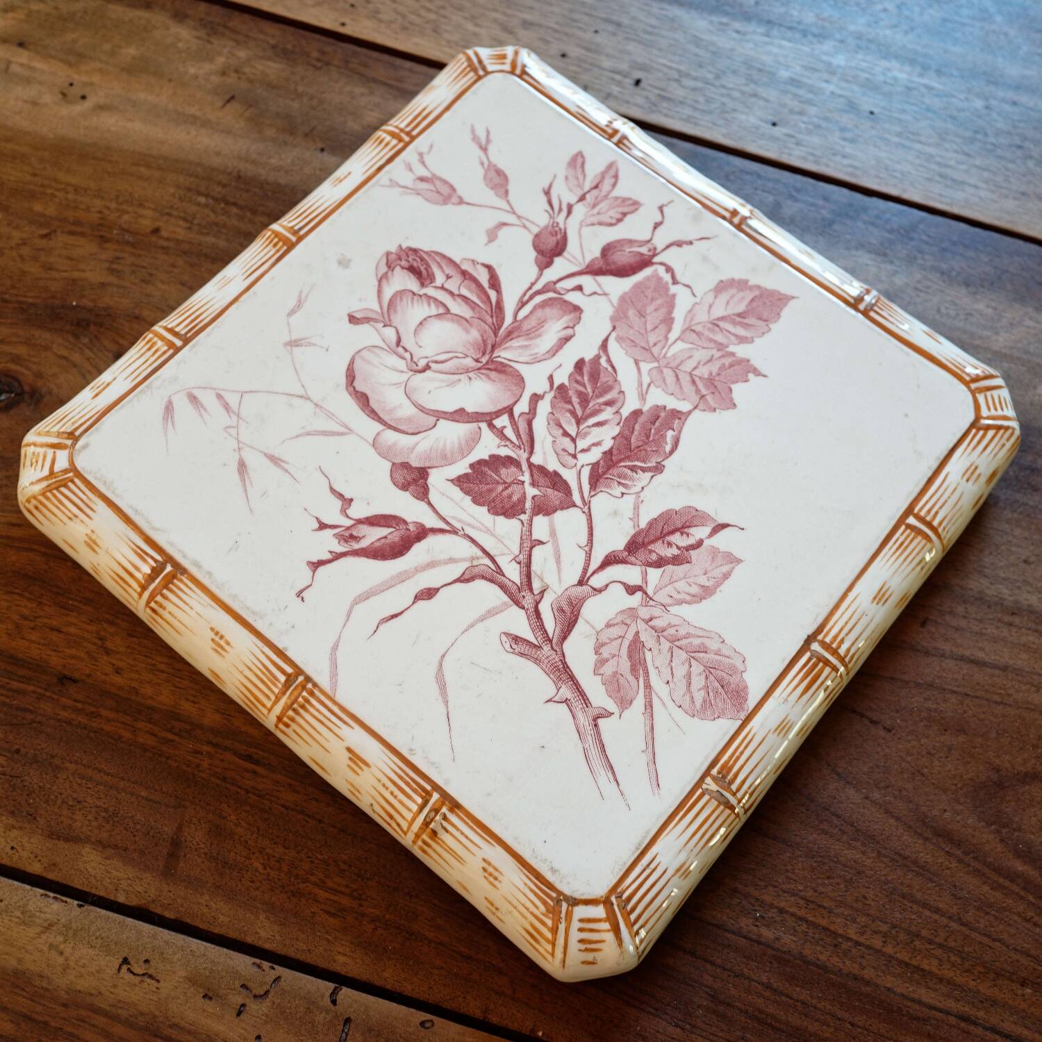 Creil and Montereau iron earth trivet