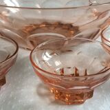 Set of 8 vintage dessert bowls and its pink bowl 1960s