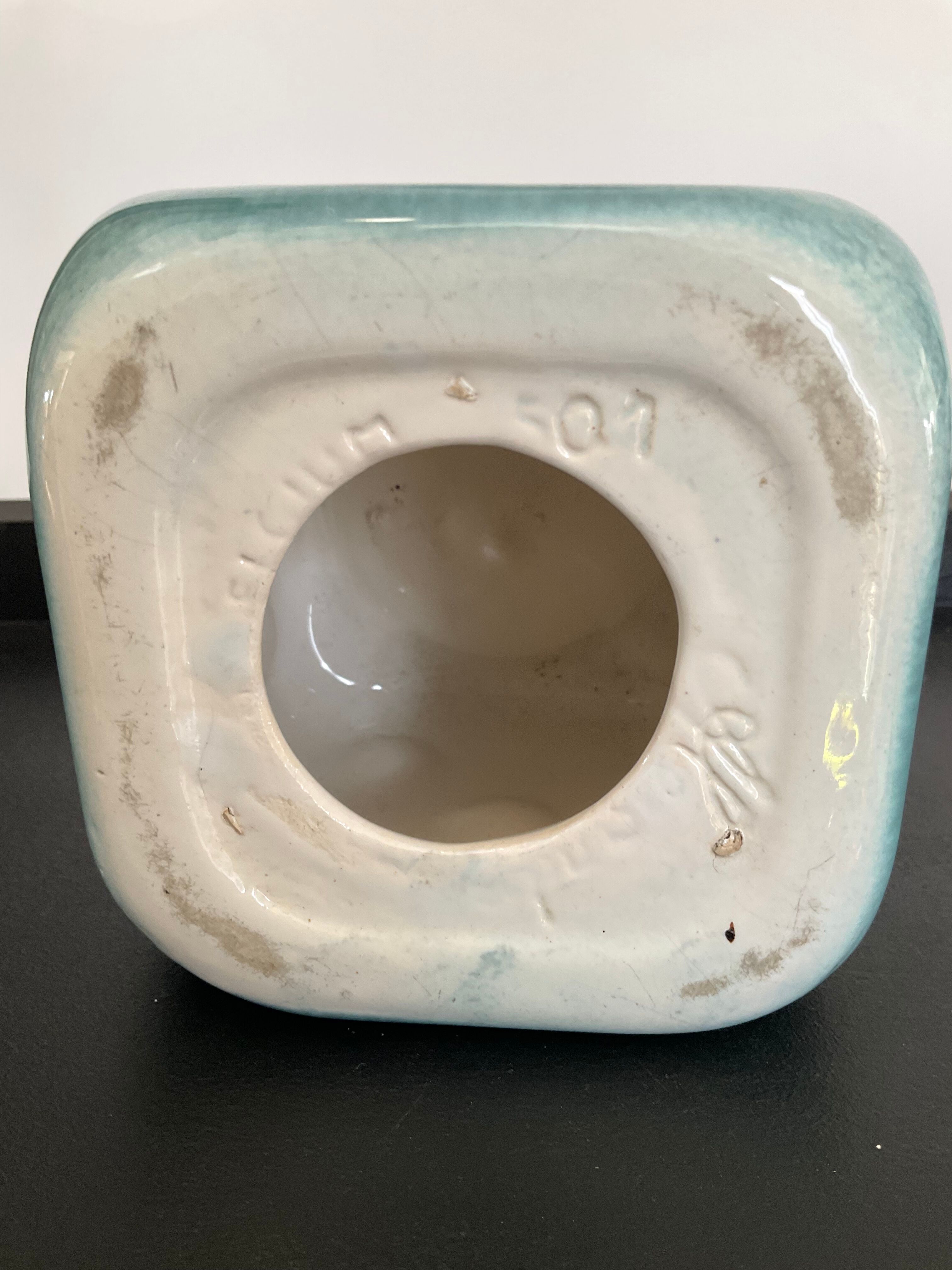 Vintage ashtray in glazed ceramic 70s