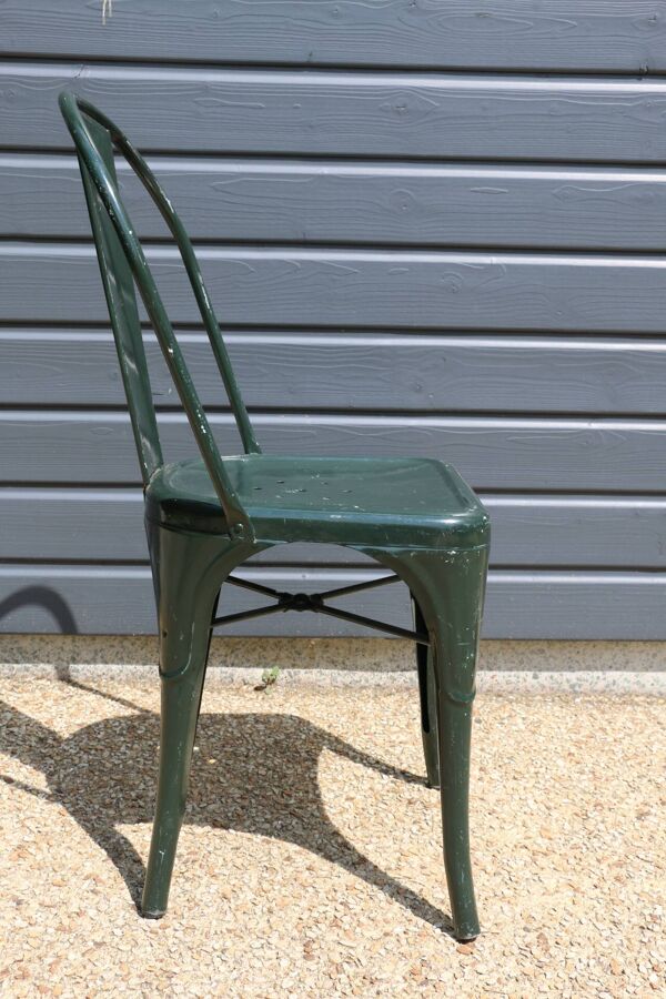 Paire de chaises tolix modèle b 1930 (première édition)