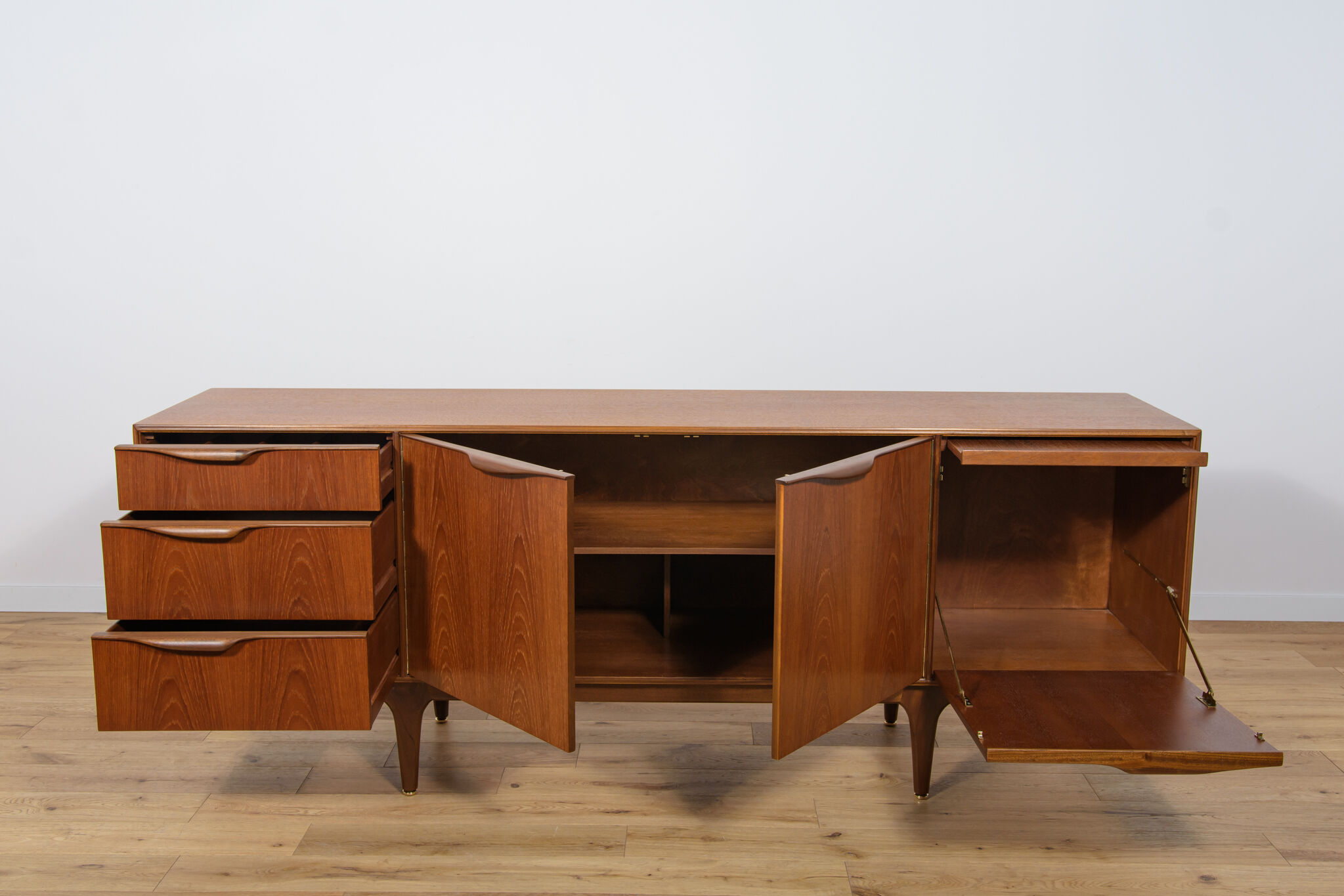 Teak sideboard from mcintosh, 1960s