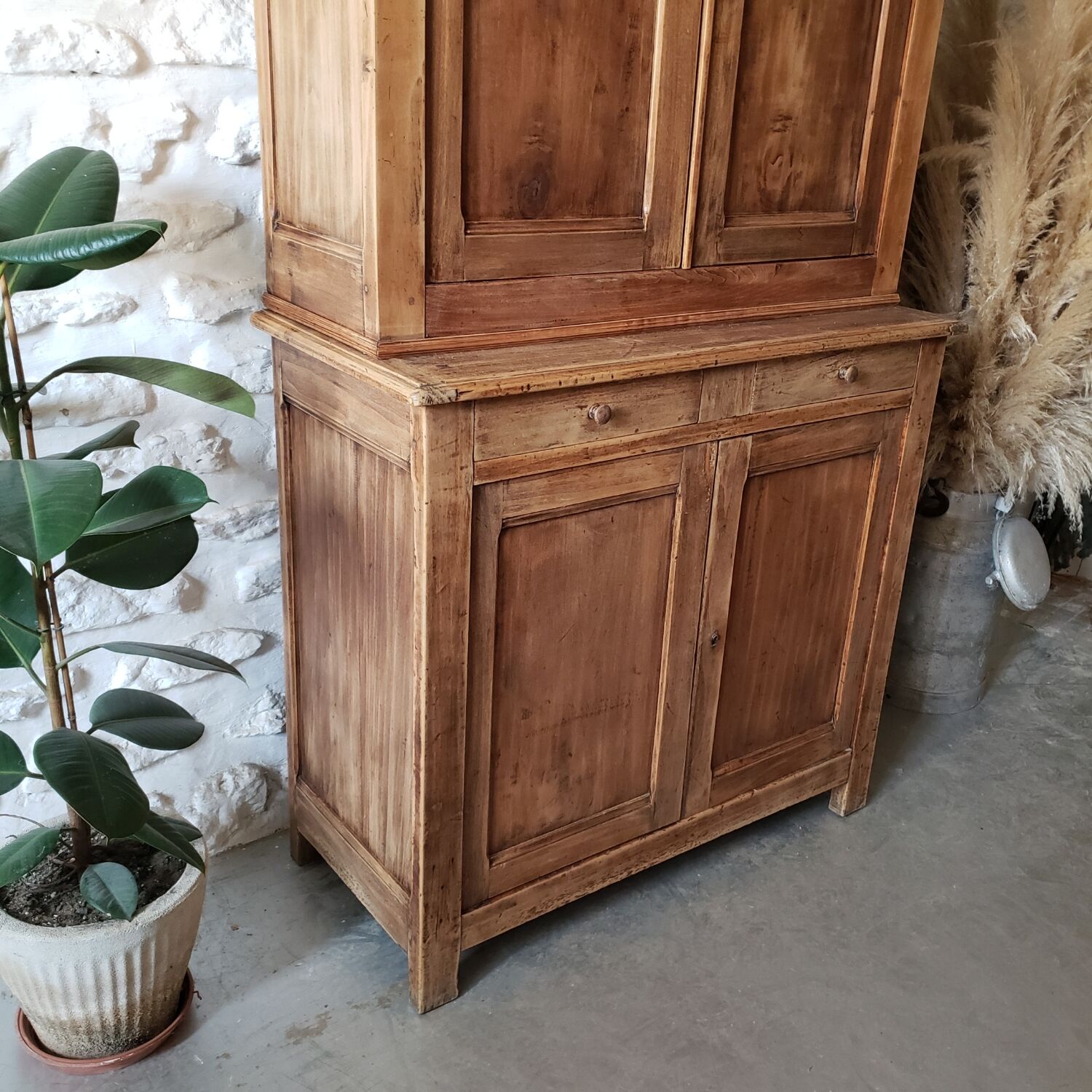 Sideboard 2 oak bodies