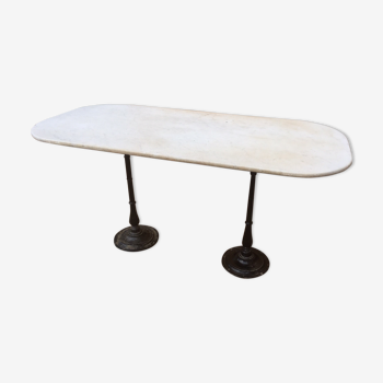Marble and double base bistro table