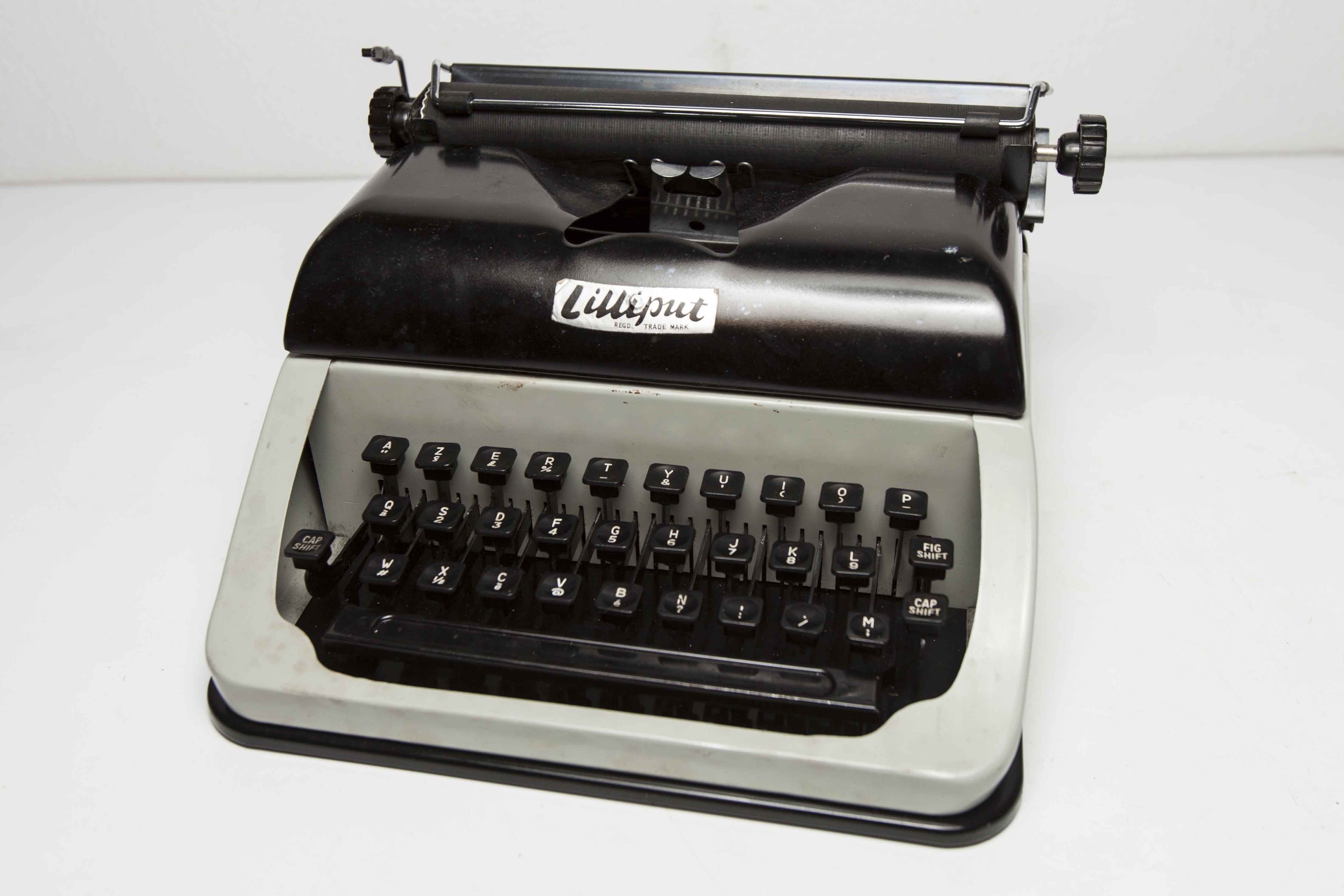 Machine à écrire enfant Liliput 1950 métal Selency