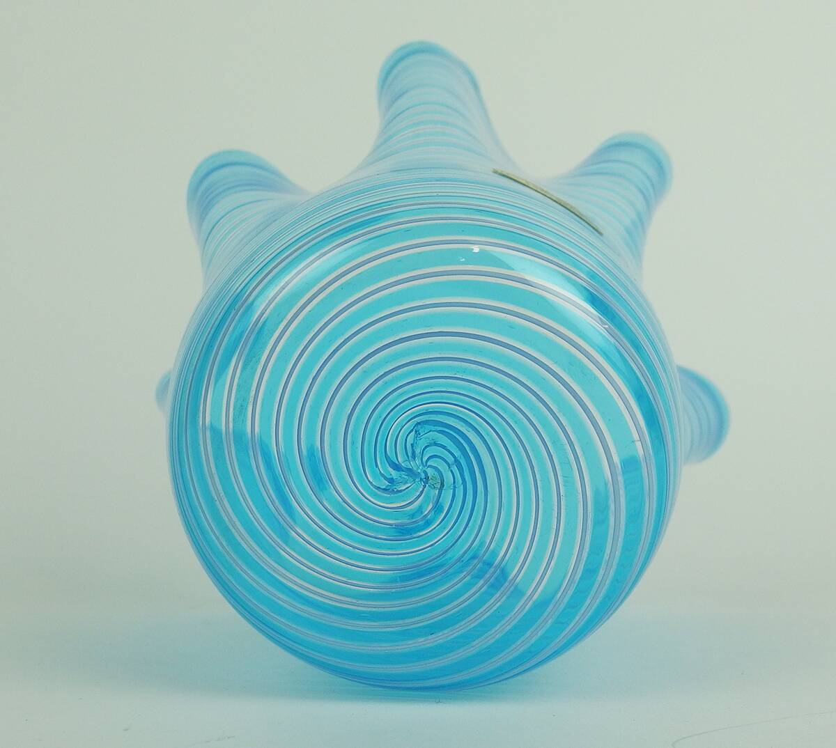 “Handkerchief” vase in Murano glass