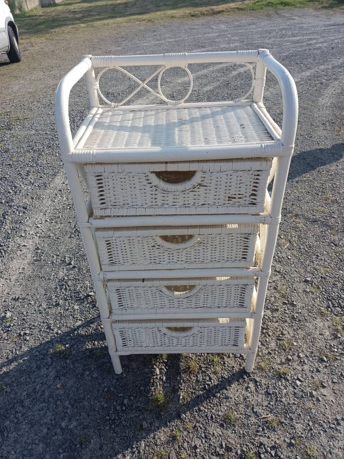 Rattan chest of drawers