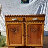 Brutalist Parisian buffet