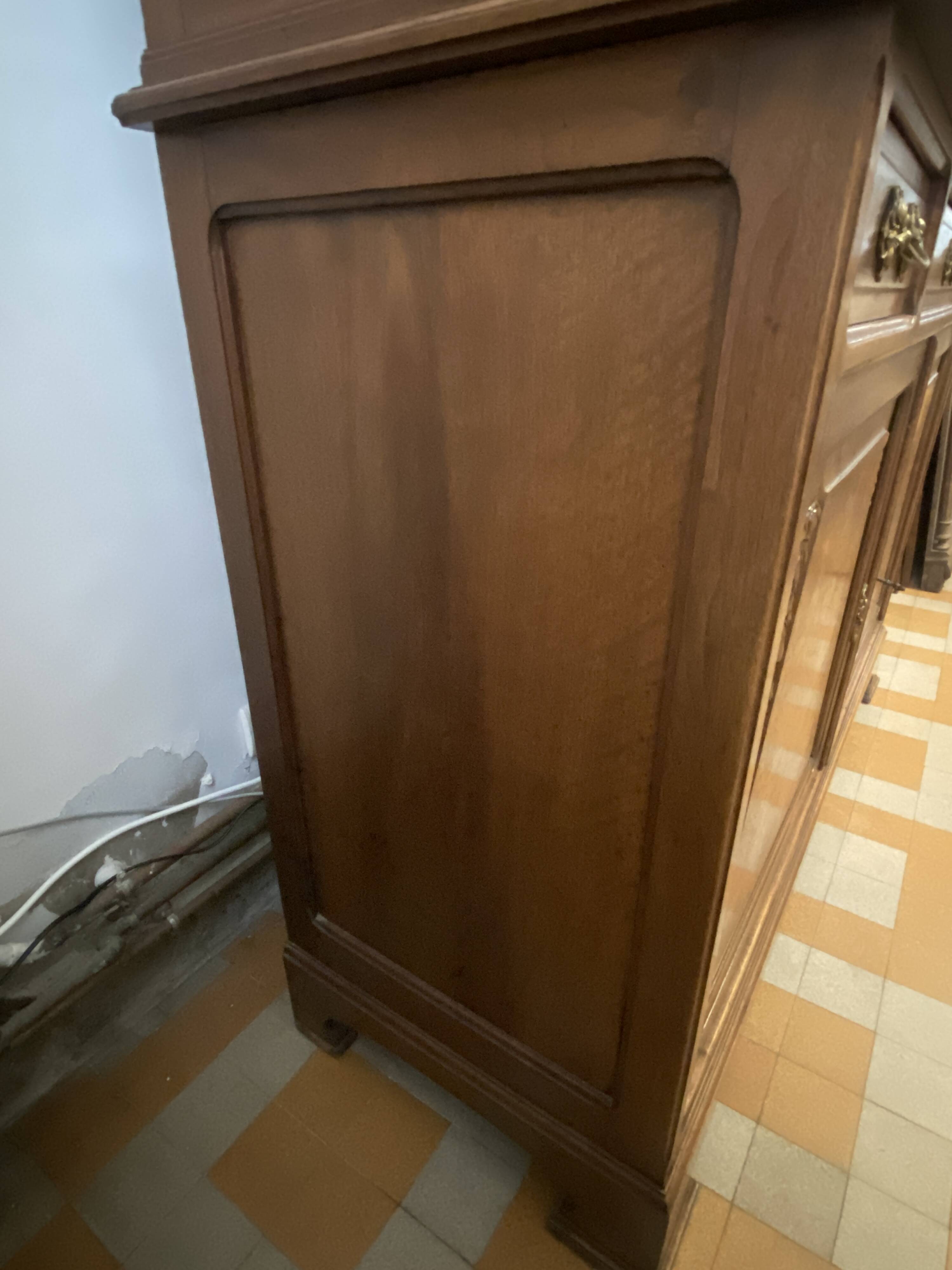 Mahogany china cabinet