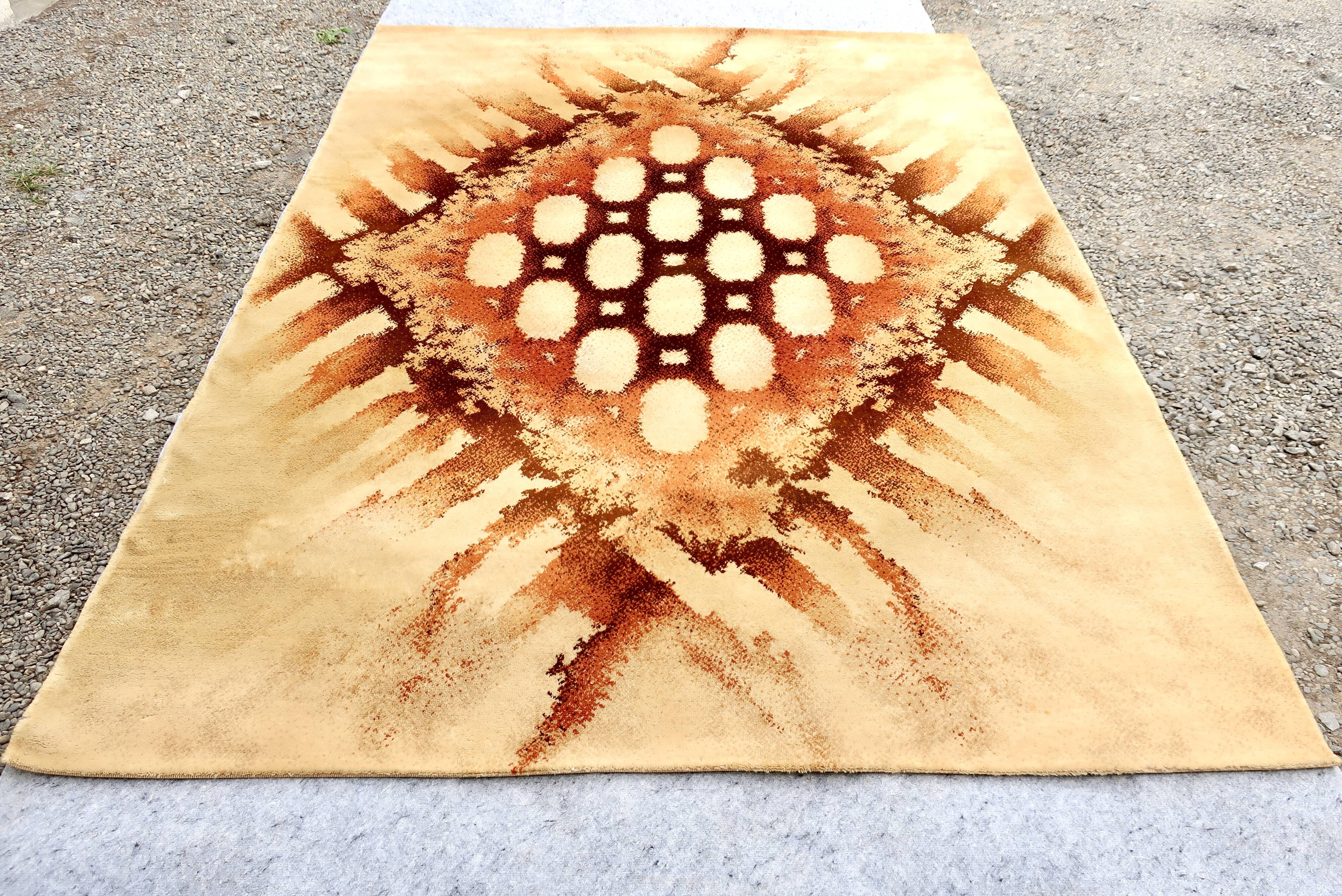 Designer Rug 1970's Pure Wool Velvet, "Amazone" Belgium, 2m x 2.90m, TBE