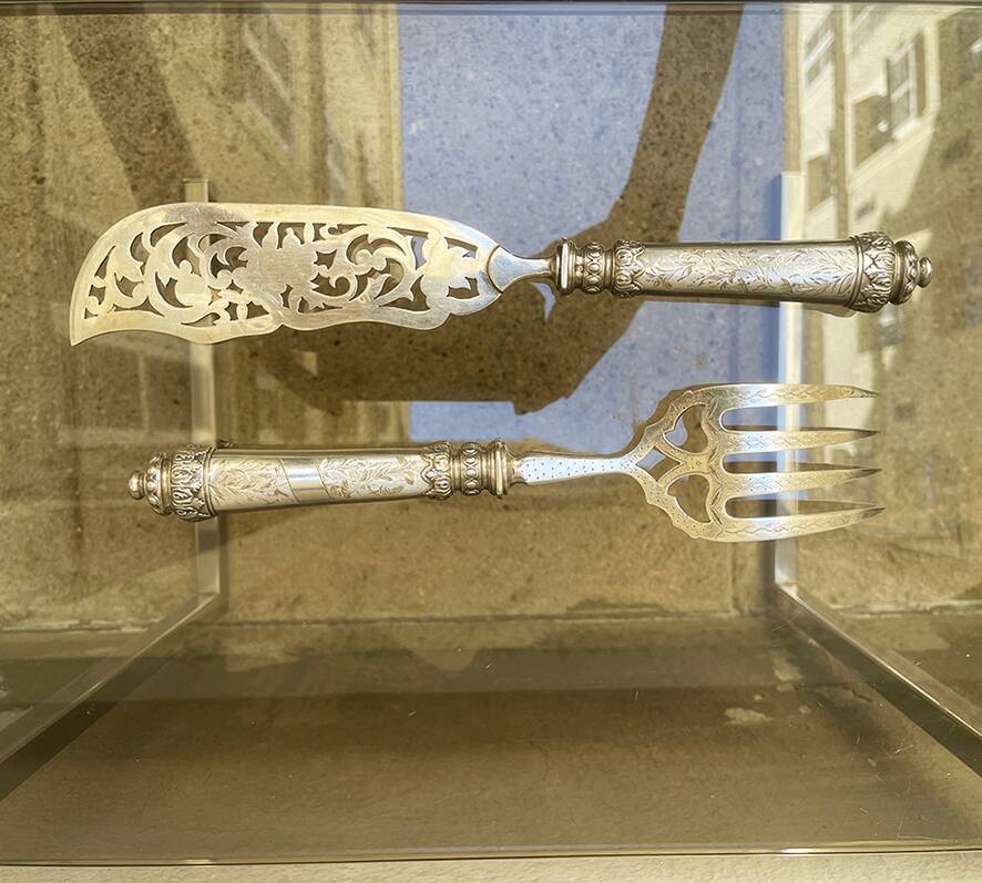Antique fish cutlery in Louis XVI style – Julien Brest