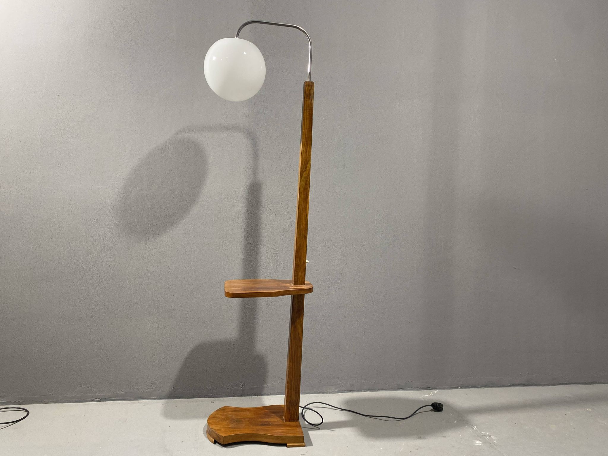 Lampe de sol art déco, années 1930, Tchécoslovaquie