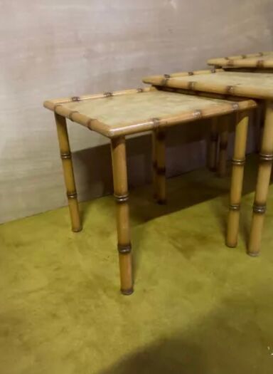 Bamboo trundle table