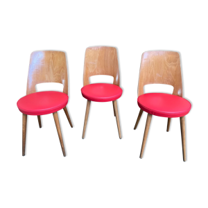 suite de trois chaises