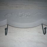 Porte manteaux en bois 4 patères fleurs gris