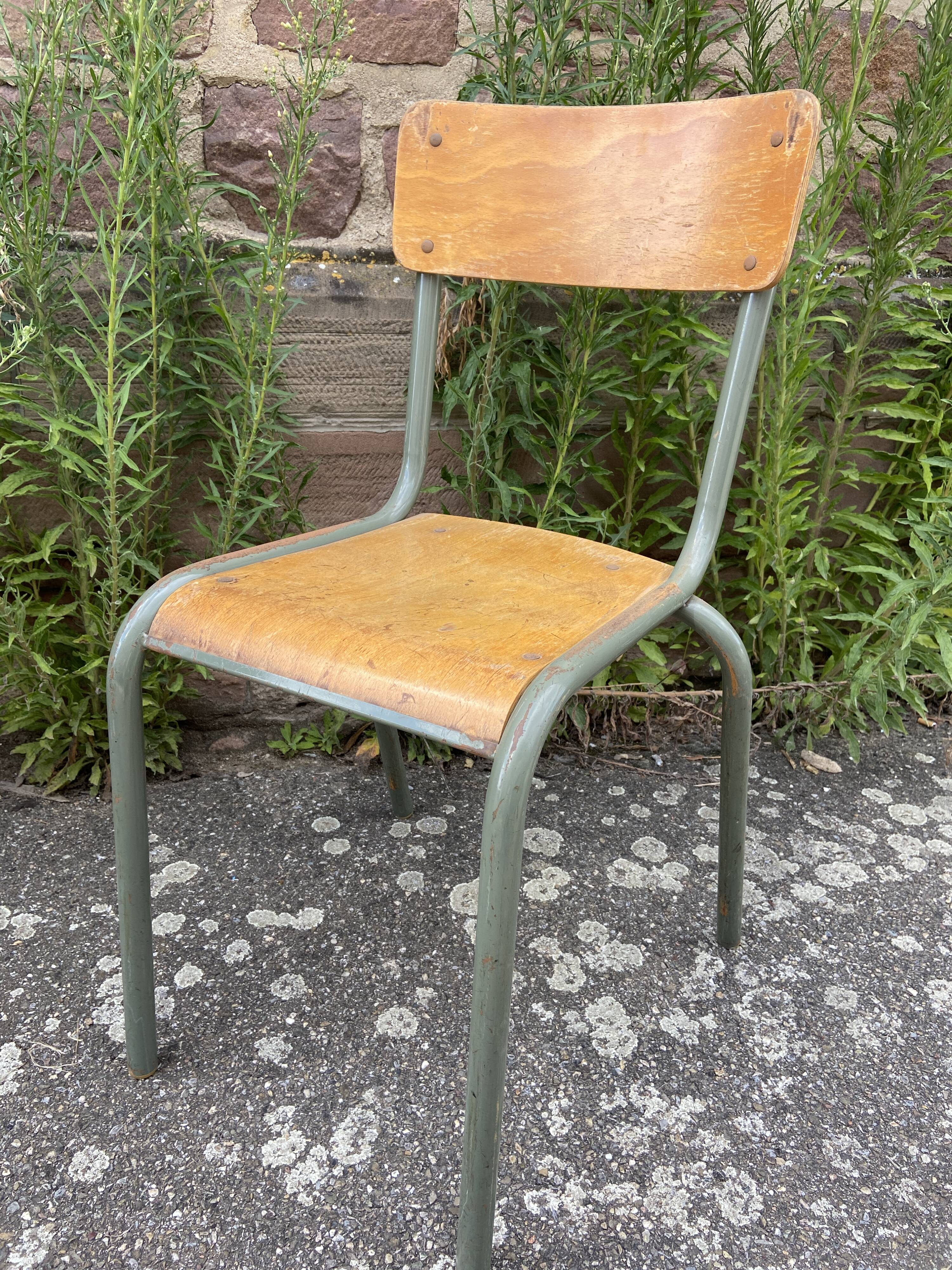 set of 40 Mullca school chairs