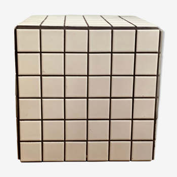 Table d'appoint cube gigi carrelage mosaïque blanc joint noir