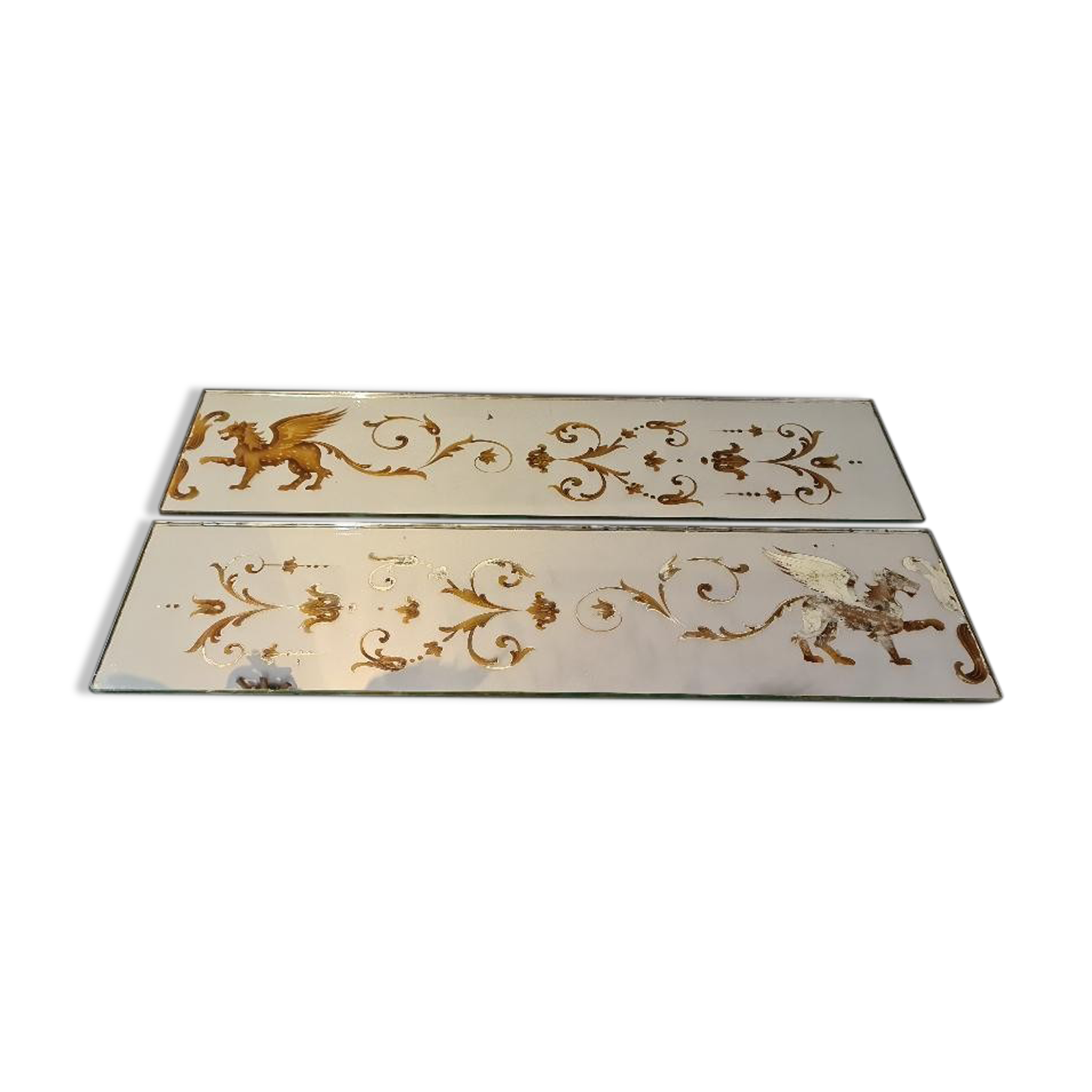 Pair of decorative panels in mirrors equalized