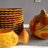 Fish service, 12 plates, soup tureen, sauce boat, sarreguemines