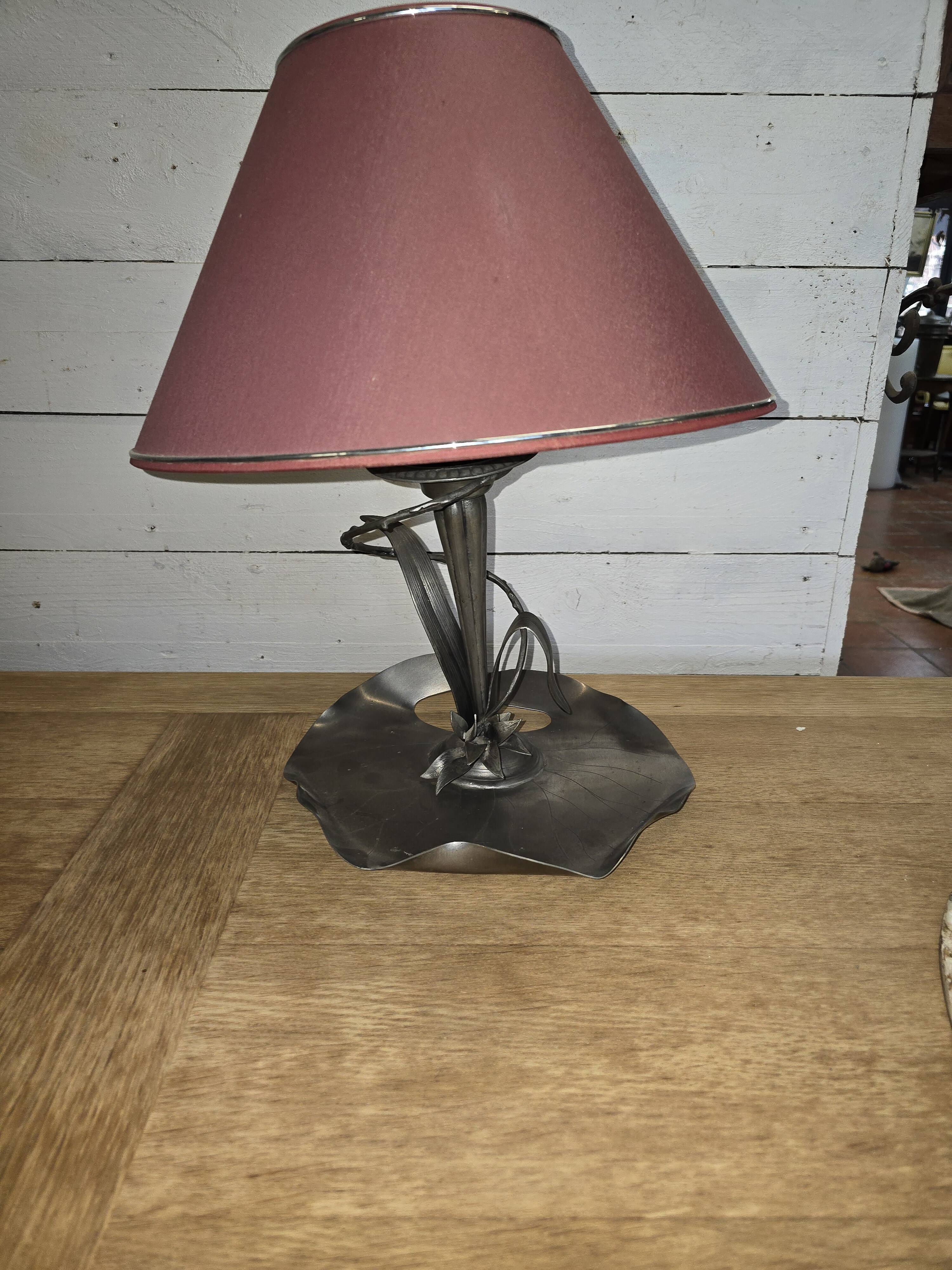 Lampe art déco en étain des années 1930
