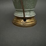 Lampe Napoléon III en céladon vert sur une base en laiton