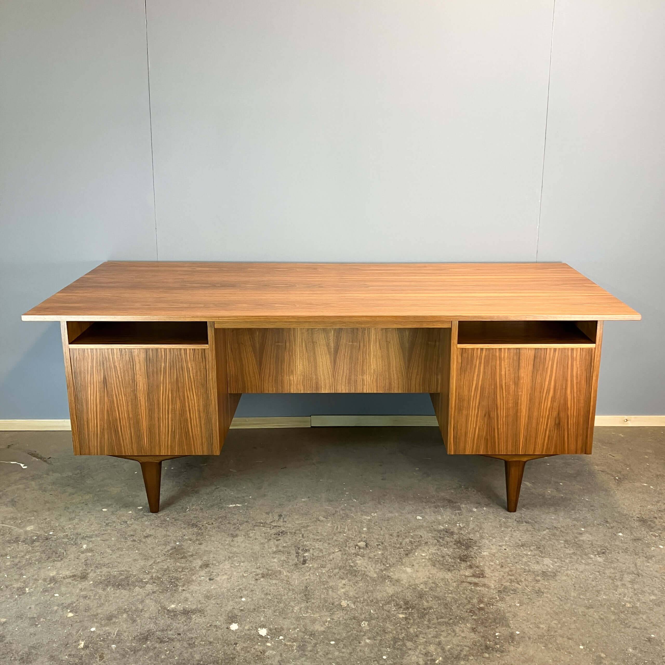 Bauhaus-style desk by WK Möbel, walnut, 1960s