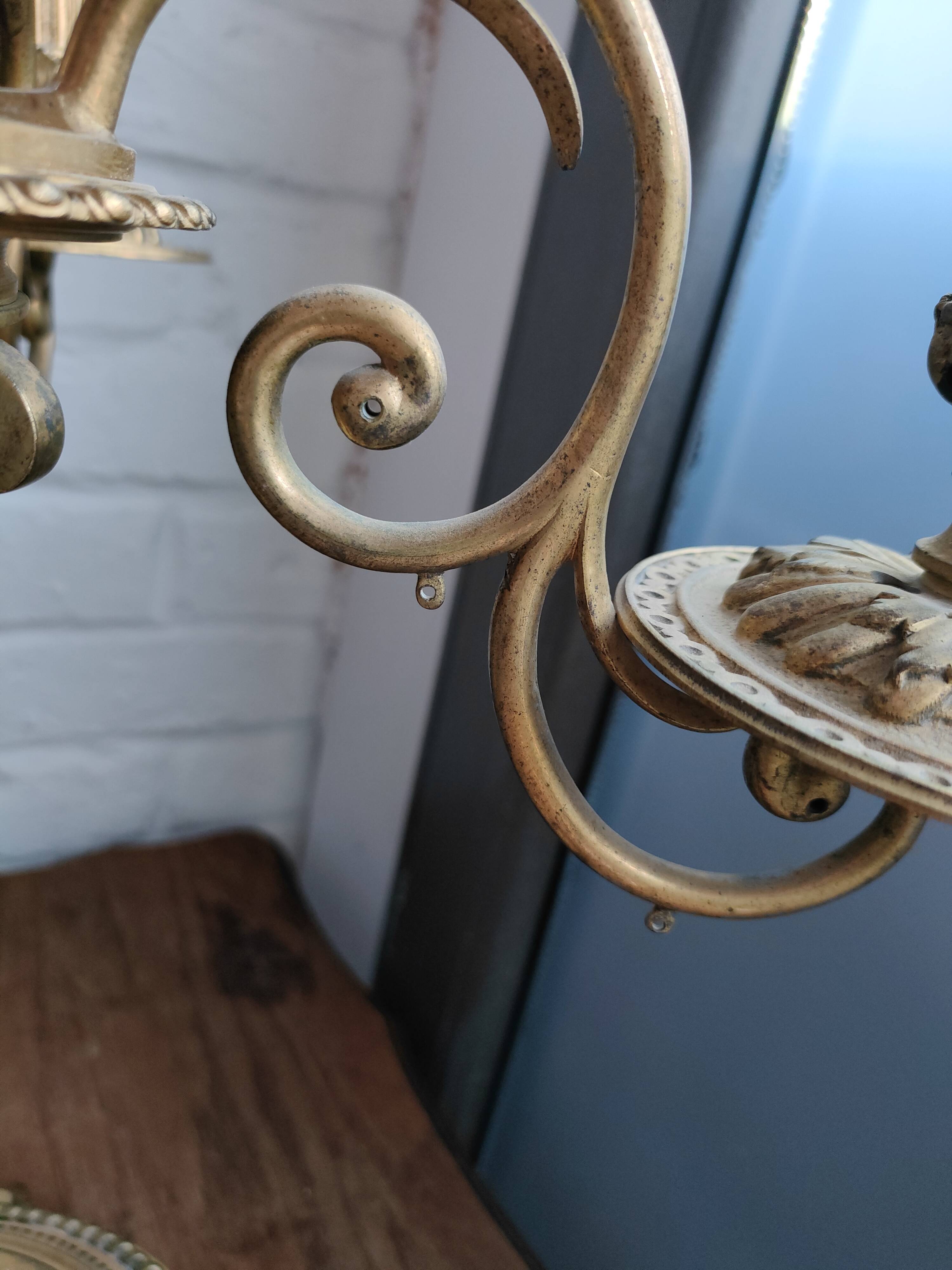 Large gilded bronze candelabrum, Louis XVI style, late 19th century – 5 lights