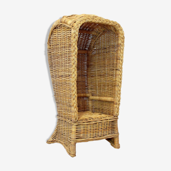 Children's rattan chair called "cabin"