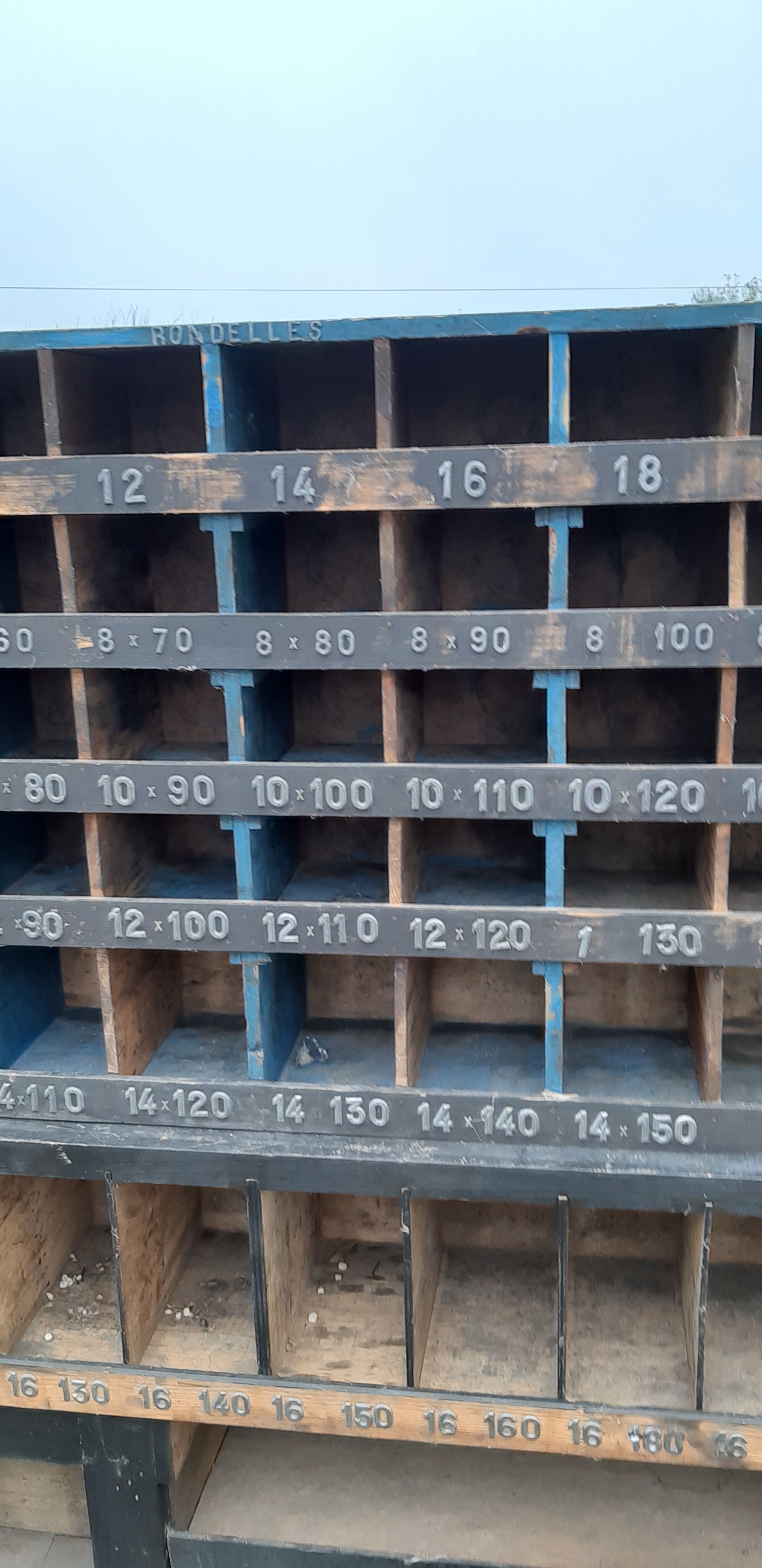 Furniture of trade wood of hardware