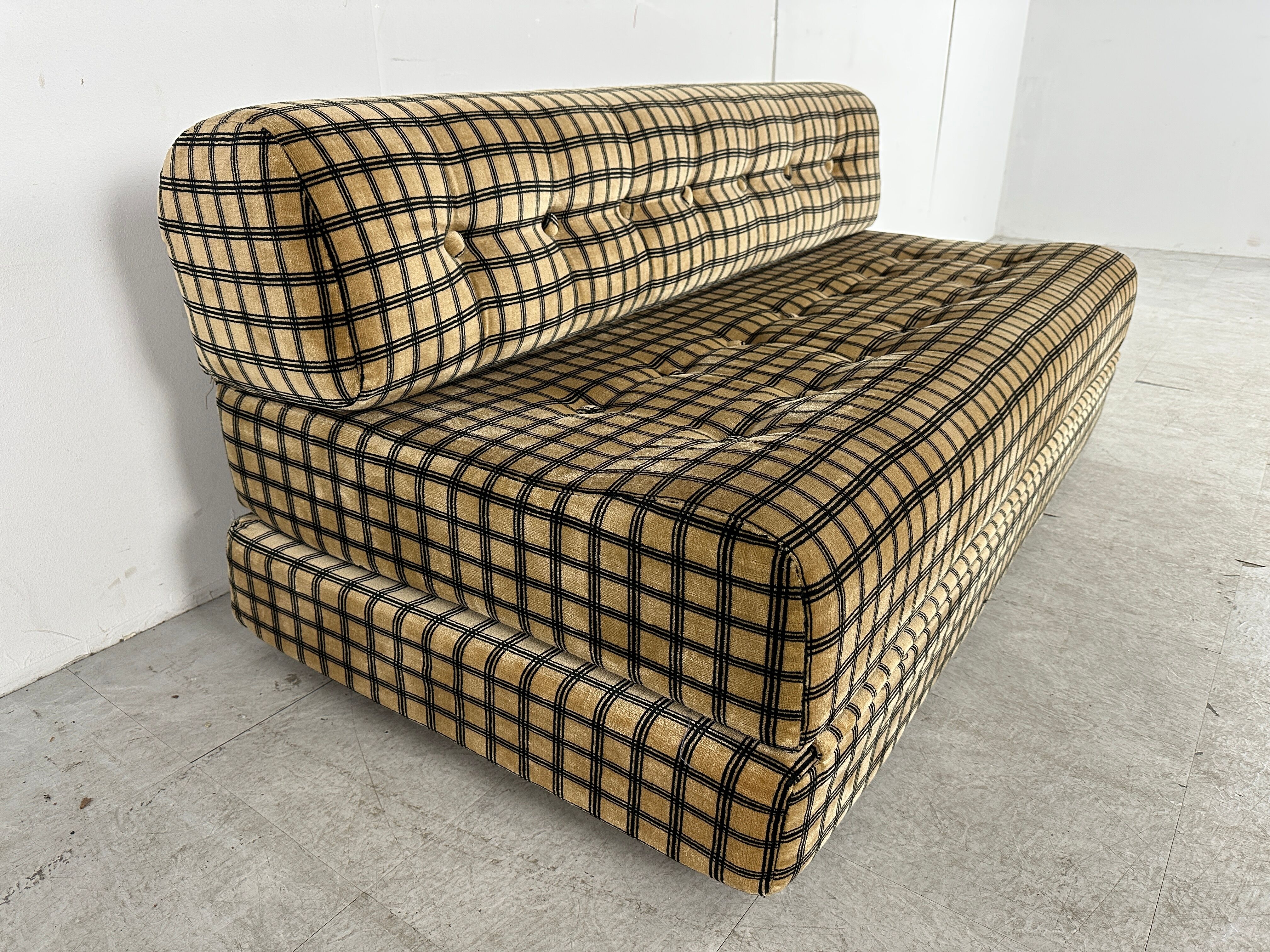 Vintage italian daybed, 1970s