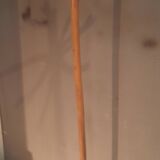 Porte-manteau sur pieds dit "perroquet" de Fischel