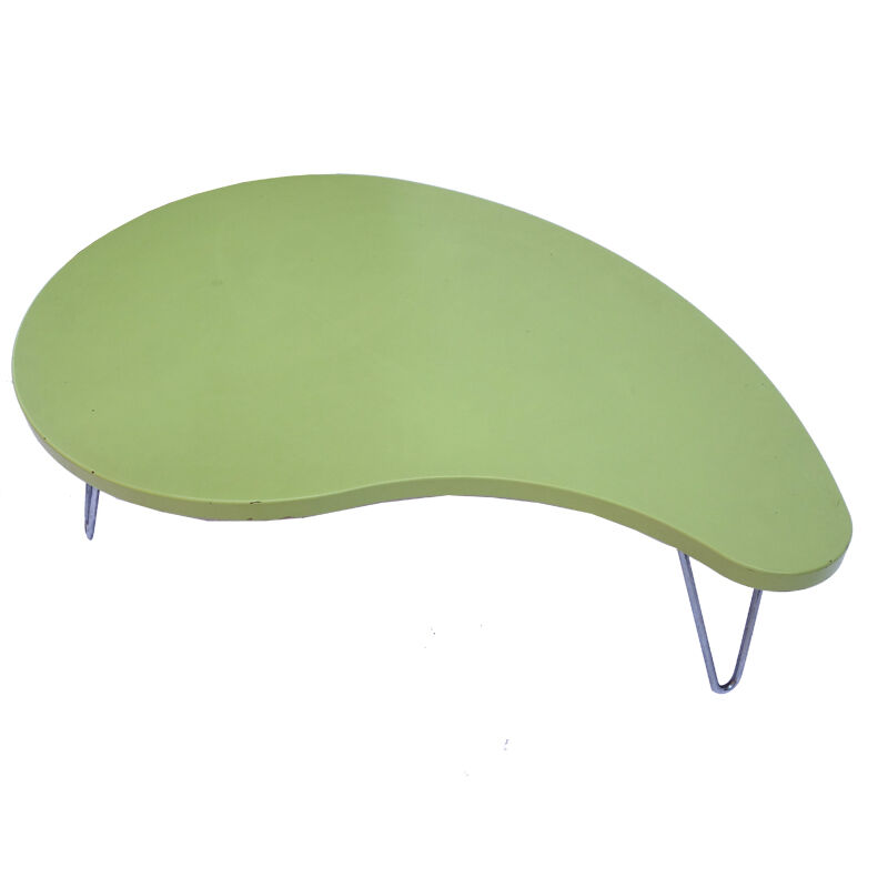 Almond green coffee table in the form of beauty