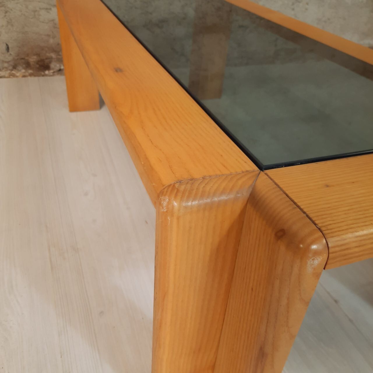 Pair of coffee tables 1970/1980