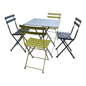 Garden furniture square table 4 folding chairs