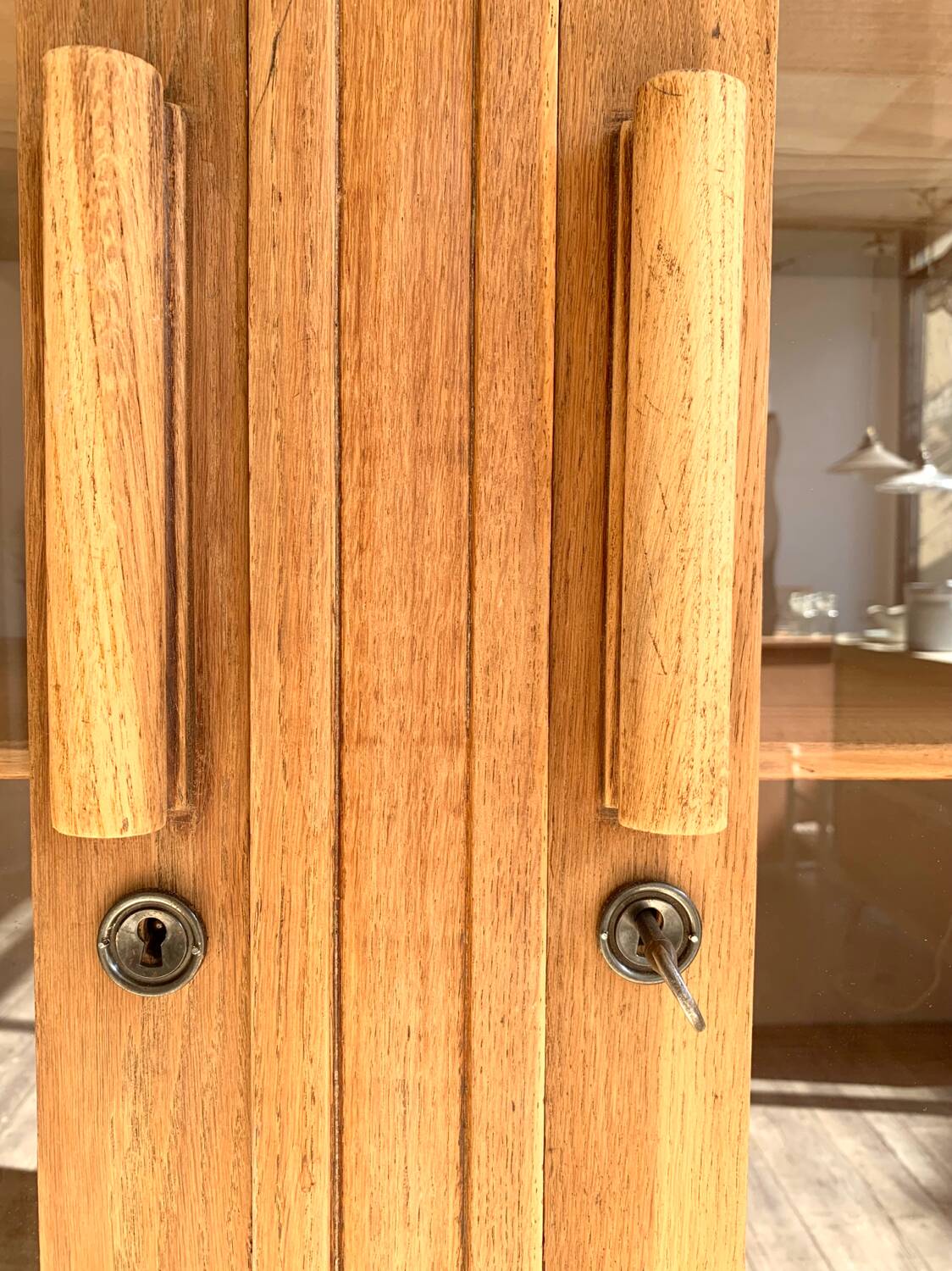 Art Deco glass cabinet