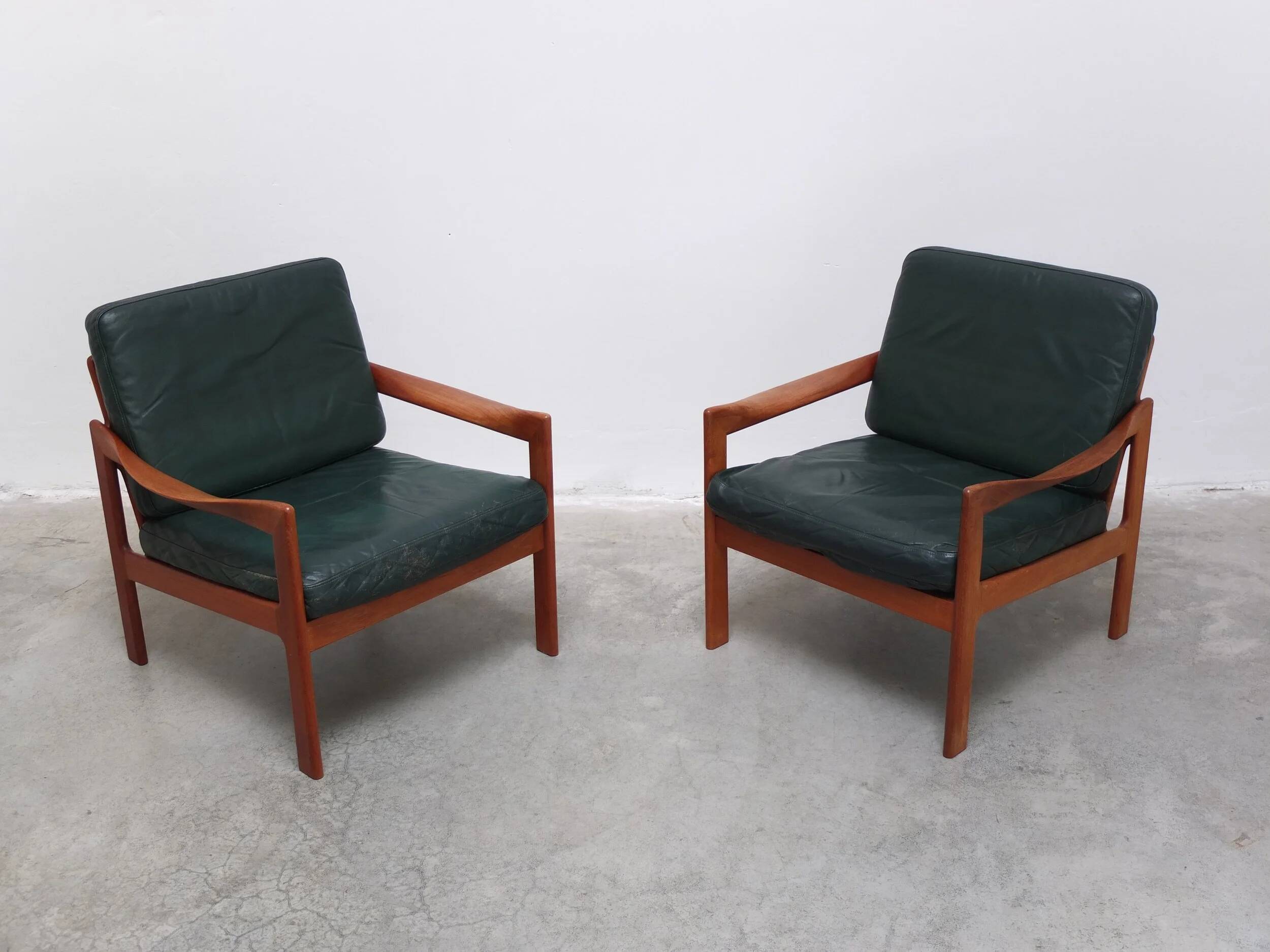 Danish pair of easy chairs by Illum Wikkelsø for Niels Eilersen, 1960s