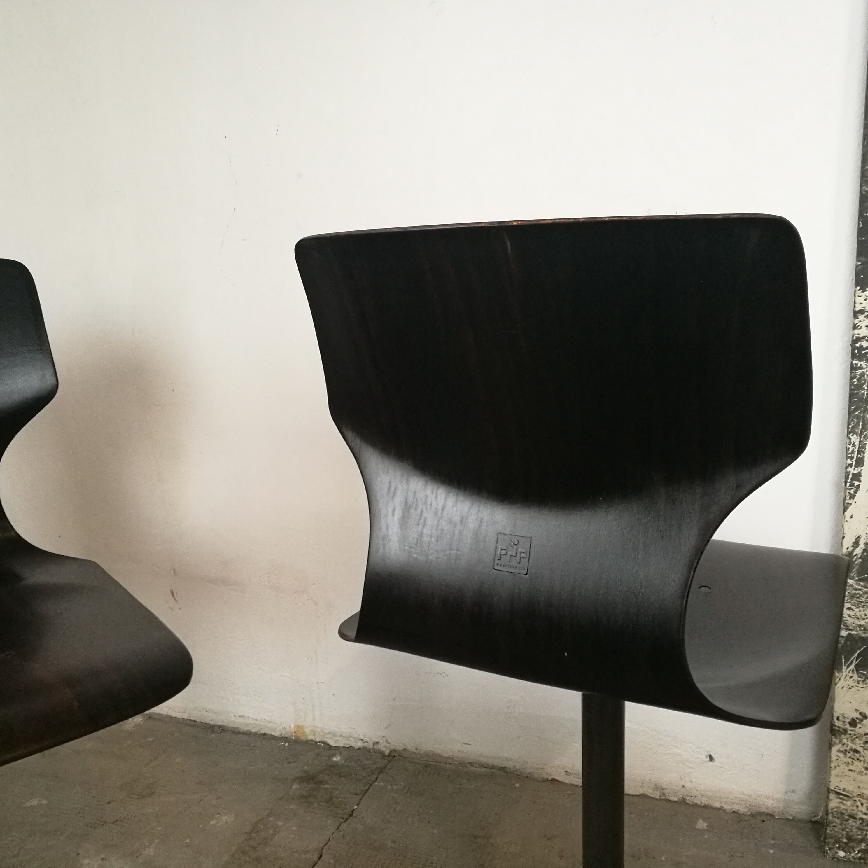 Pair of chairs Pagholz, Flototto