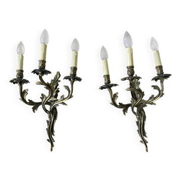 Paire Appliques murales 3 bras – Style Louis XV / Rococo – Métal doré
