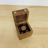 Box with 5 teak and brass dice, vintage