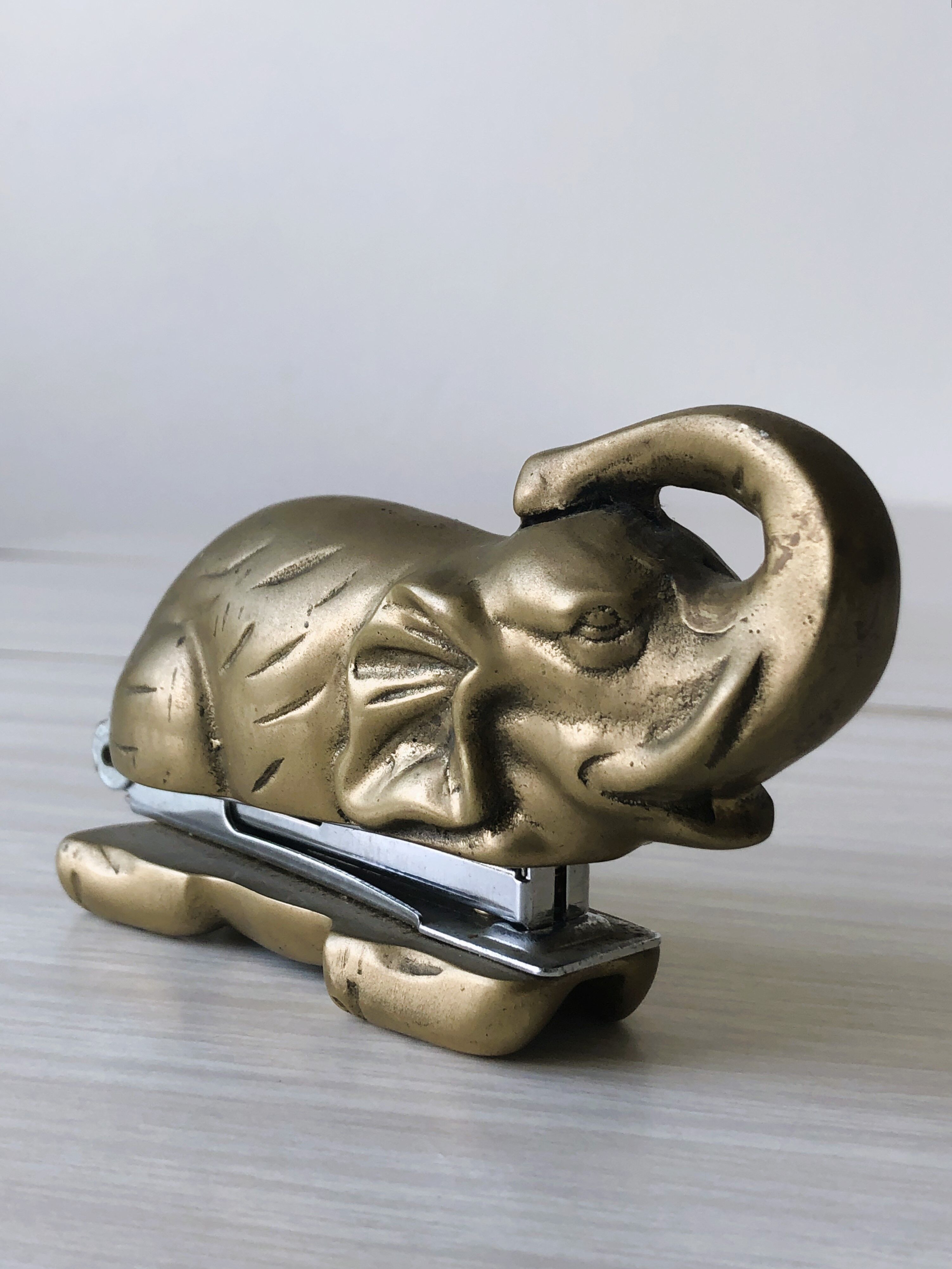 Bronze elephant stapler