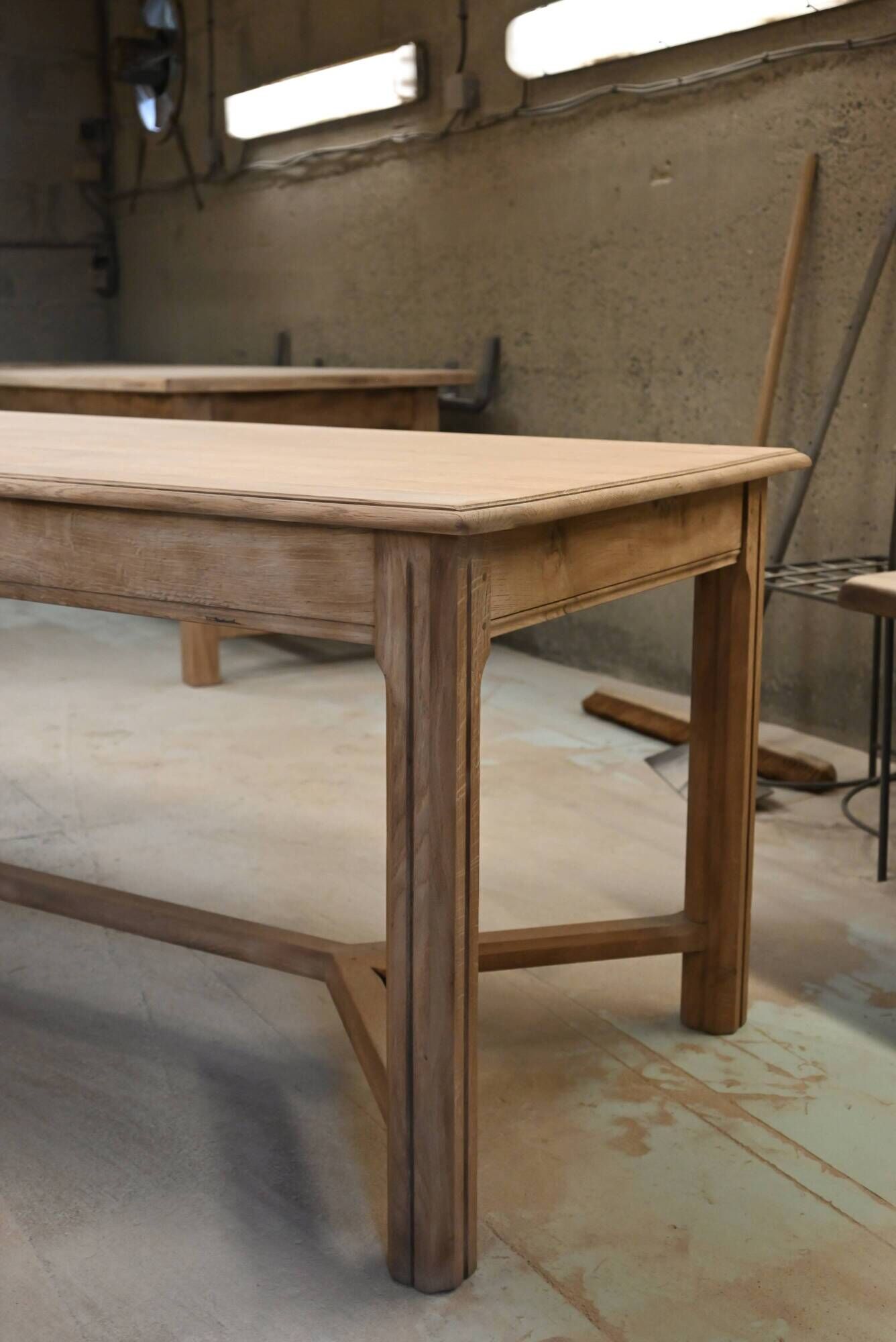 Farm table
