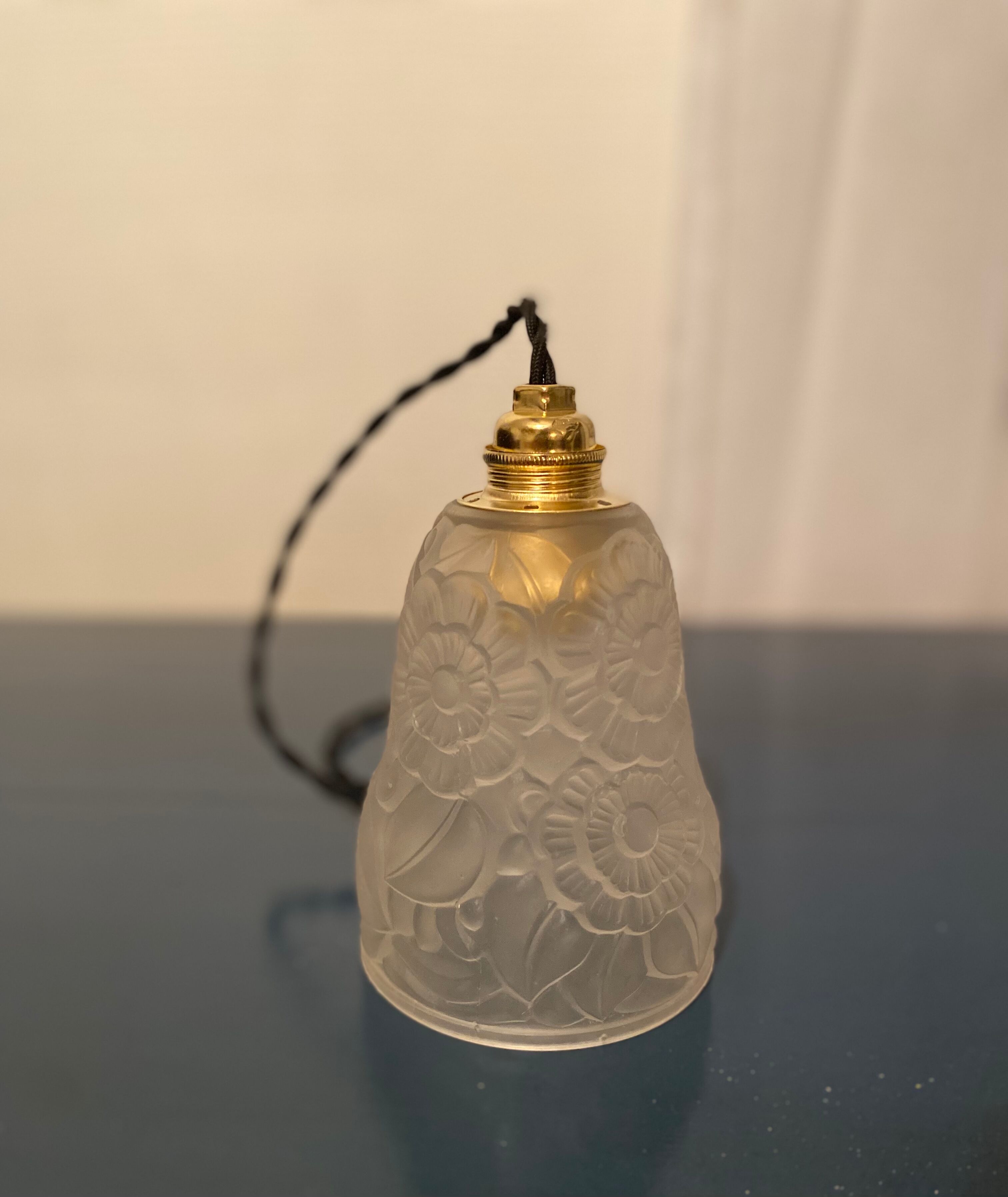 Art Deco style pendant lamp