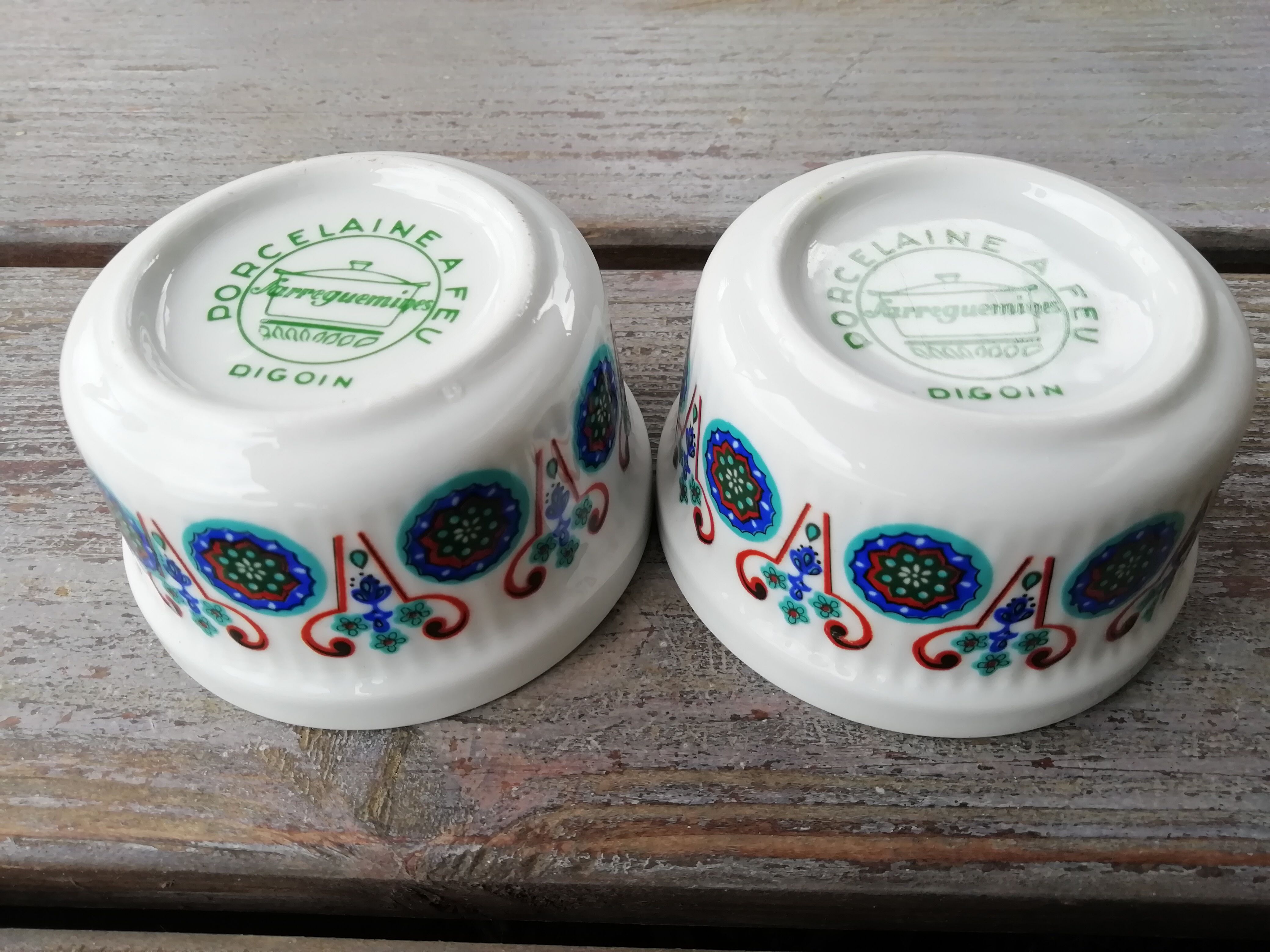 Pair of digoin ramekins