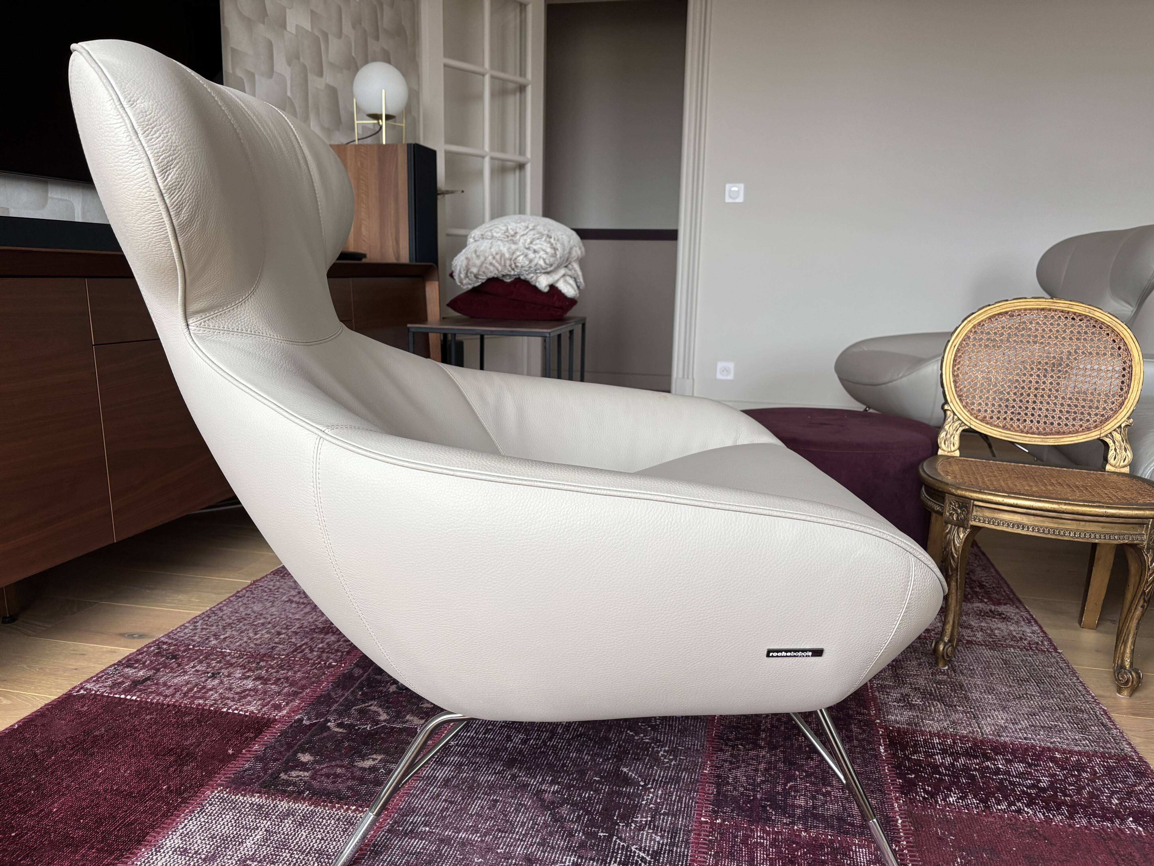 Roche Bobois Spoutnik lounge chair