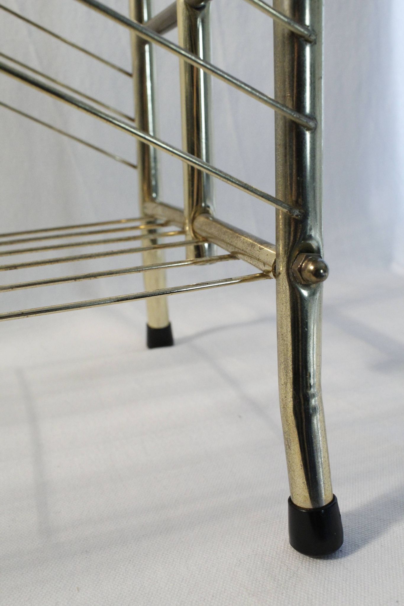 Vintage gilded metal magazine racks - 70s