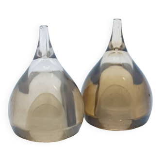 Teardrop salt & pepper shakers