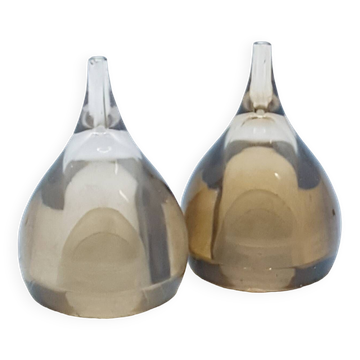 Salières et poivrières en forme de larme